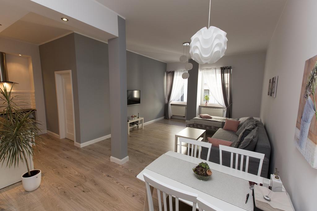 Apartamenty Zamkowa イェレニャ・グーラ エクステリア 写真